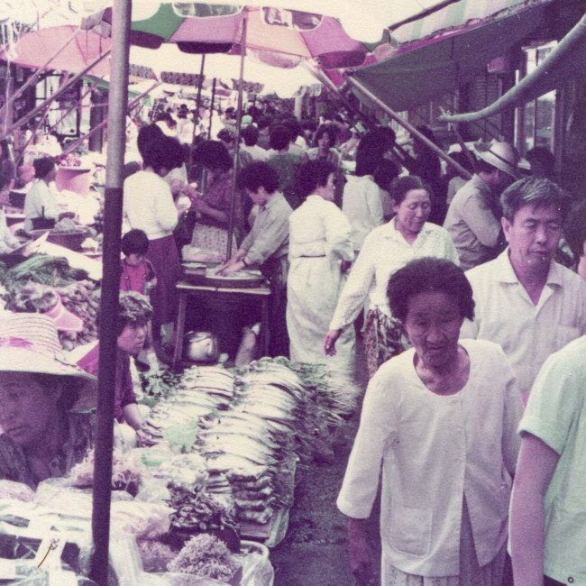 8400-Korea-Market-02