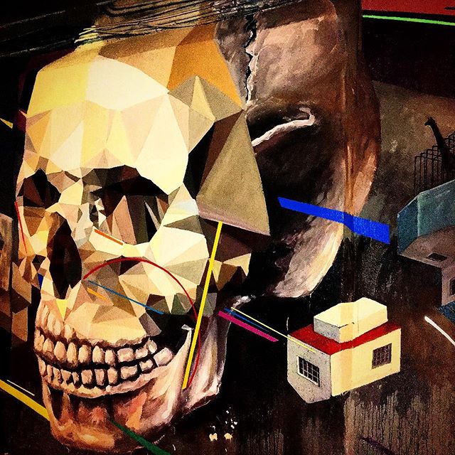 1610-SA-Barcelona-Zoo-Skull_House