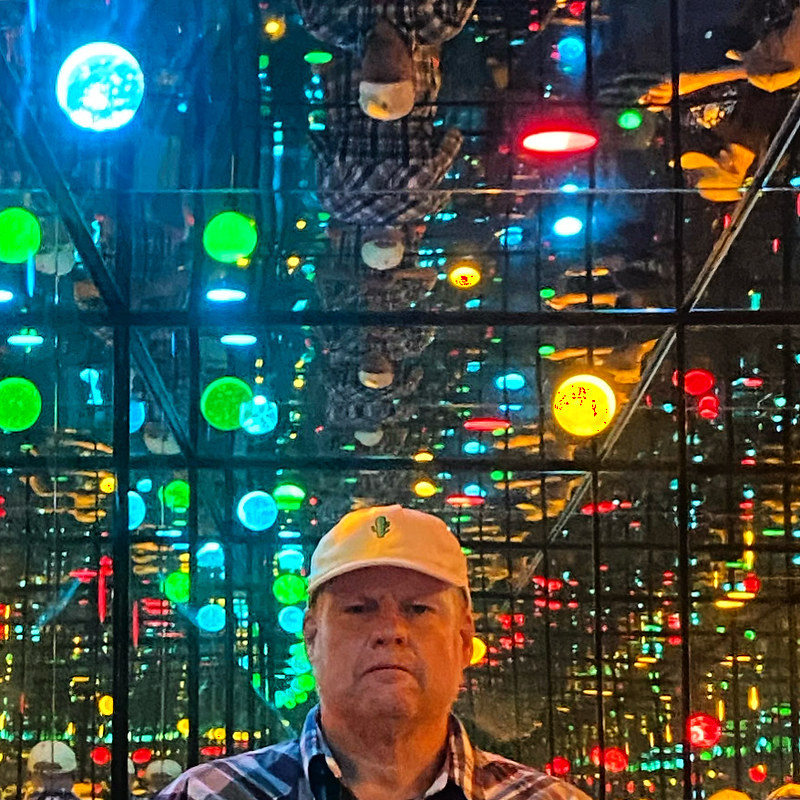 2108-FA-NYBG-Kusama-Infinity_Room-Selfie