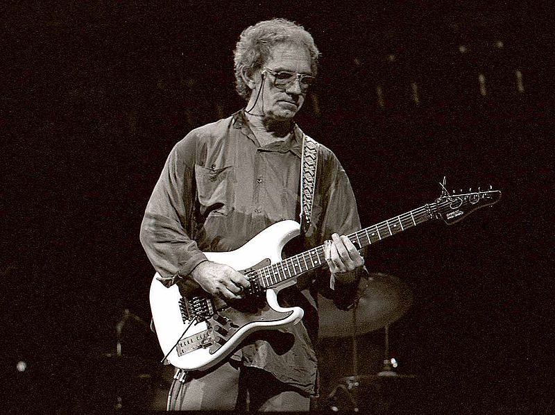 JJ Cale on stage, photo by Louis Ramirez